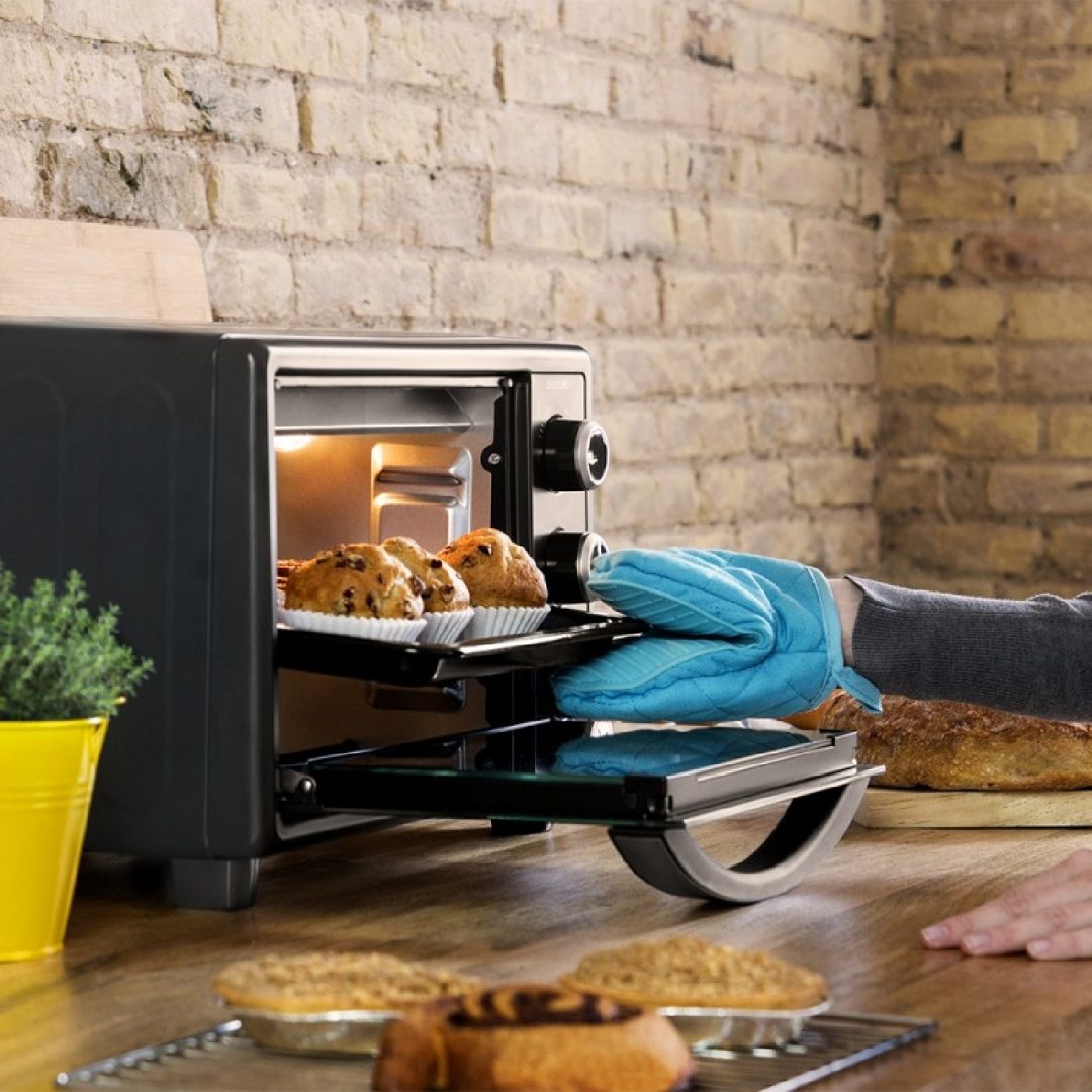 Bake&Toast 2300 Black mini oven